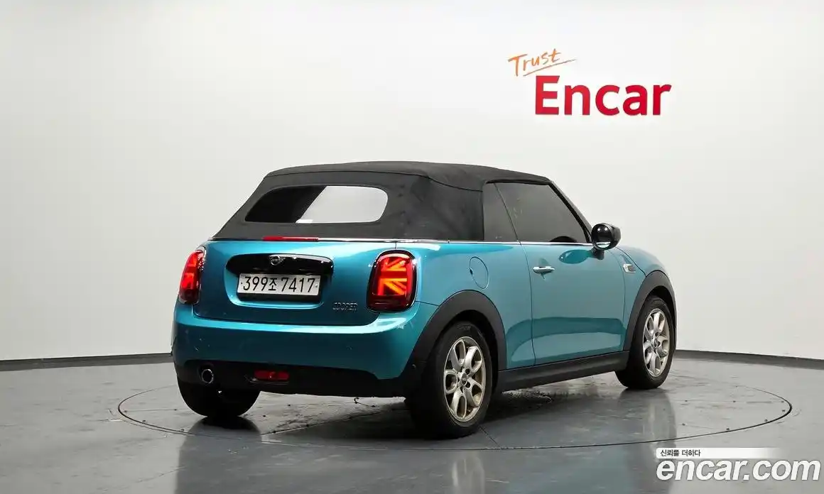 Mini Cooper Convertible 2021 1.5 гидро в Москве № 200812, фото 20
