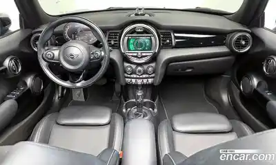 Mini Cooper Convertible 2021 1.5 гидро в Москве № 200812, миниатюра 7