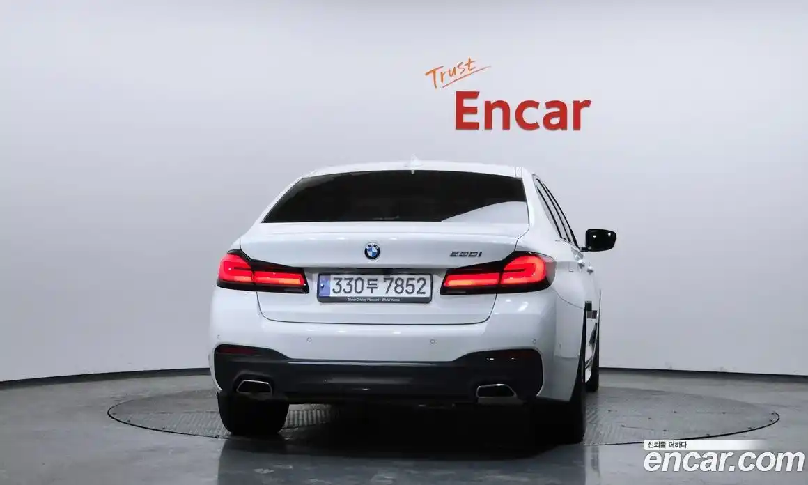 BMW 5-Series 2023 2.0 гидро в Москве № 210969, фото 4