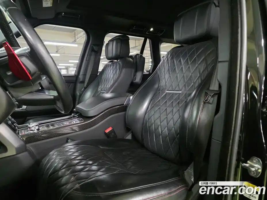 Land Rover Range-Rover 2018 5.0 гидро в Москве № 213696, фото 14