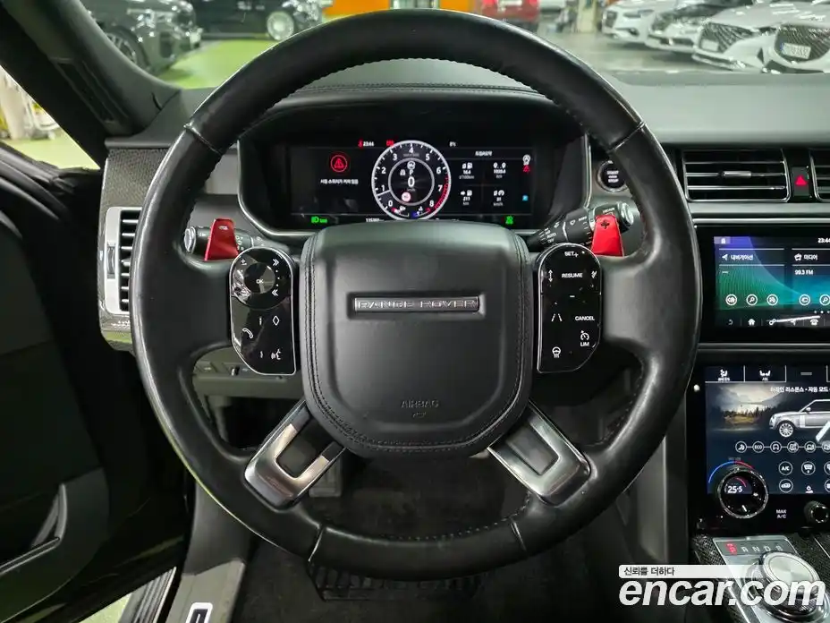Land Rover Range-Rover 2018 5.0 гидро в Москве № 213696, фото 17