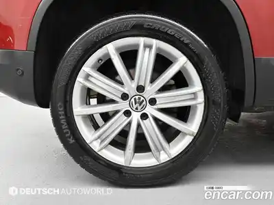 Volkswagen Tiguan 2013 2.0 гидро в Москве № 215329, миниатюра 5