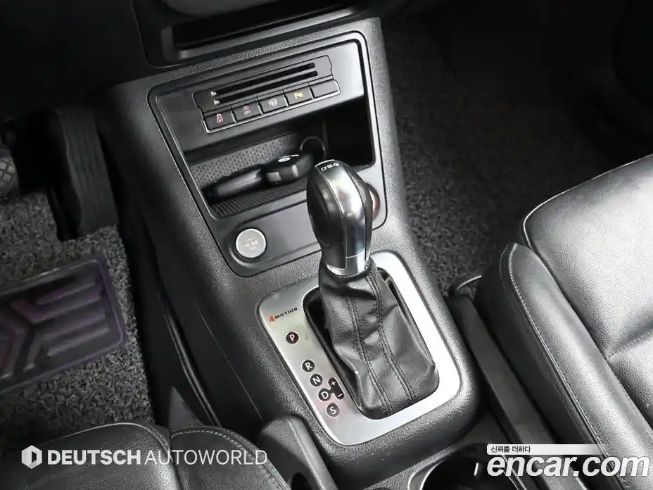 Volkswagen Tiguan 2013 2.0 гидро в Москве № 215329, фото 9