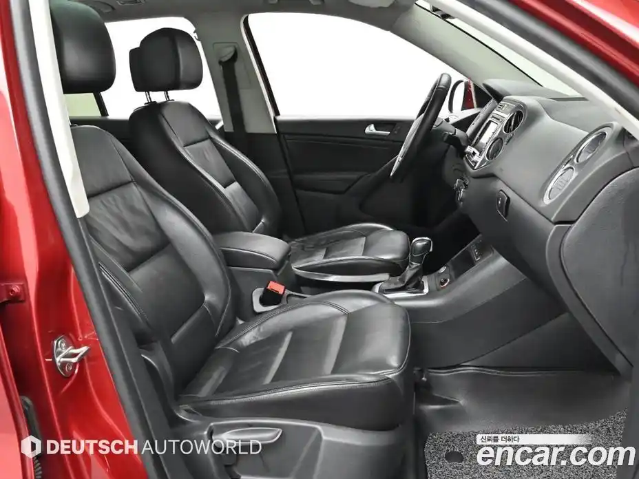 Volkswagen Tiguan 2013 2.0 гидро в Москве № 215329, фото 10