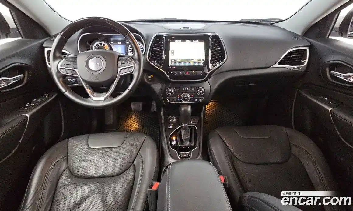 Jeep Cherokee 2021 3.2 гидро в Москве № 215441, фото 7