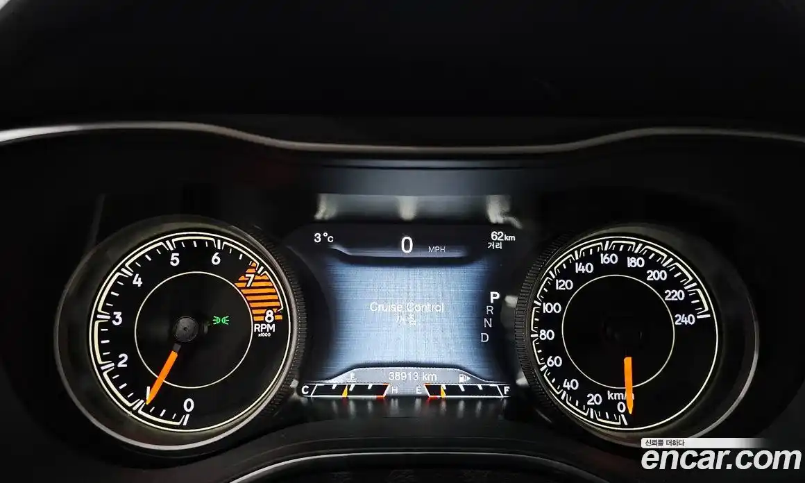 Jeep Cherokee 2021 3.2 гидро в Москве № 215441, фото 8