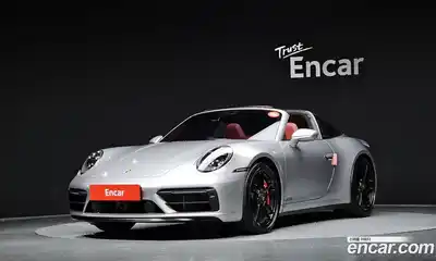 Porsche 911, 2024