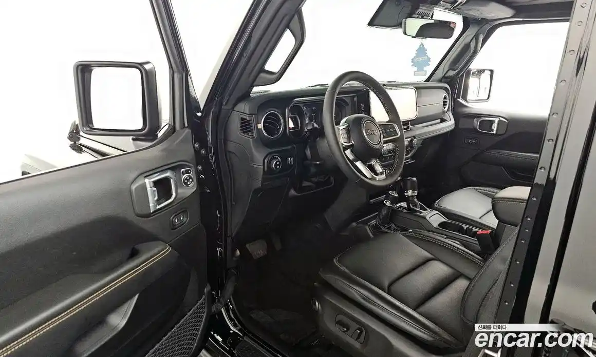 Jeep Wrangler 2024 2.0 гидро в Москве № 226749, фото 10