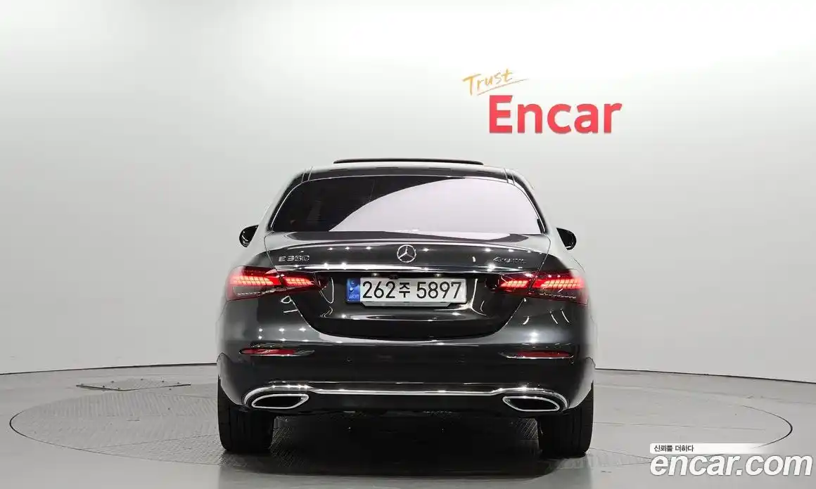 Mercedes-Benz E-Class 2021 2.0 гидро, фото 4