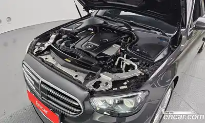 Mercedes-Benz E-Class 2021 2.0 гидро, миниатюра 6