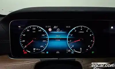 Mercedes-Benz E-Class 2021 2.0 гидро, миниатюра 8