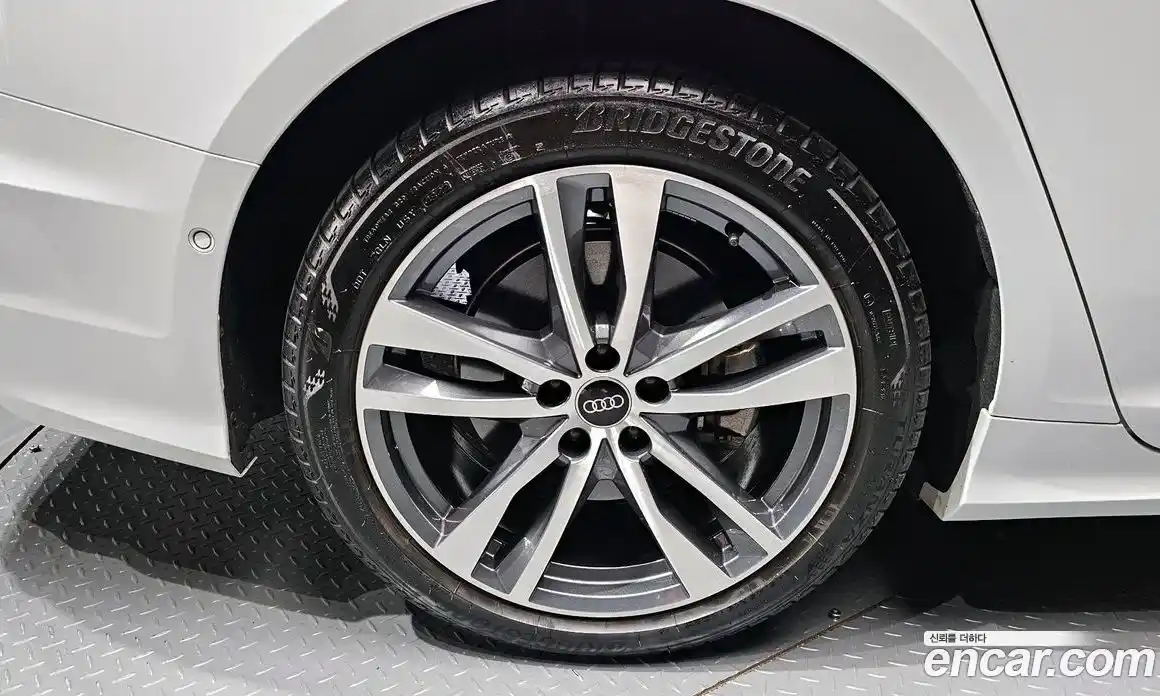 Audi A6 2023 2.0 гидро в Москве, фото 5