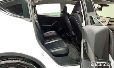 Tesla Model Y 2023 0.2 гидро в Москве № 231682, миниатюра 12