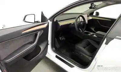 Tesla Model Y 2023 0.2 гидро в Москве № 231682, миниатюра 10