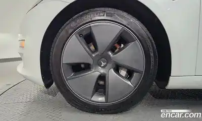 Tesla Model 3 2021 0.2 гидро в Москве № 231781, миниатюра 5