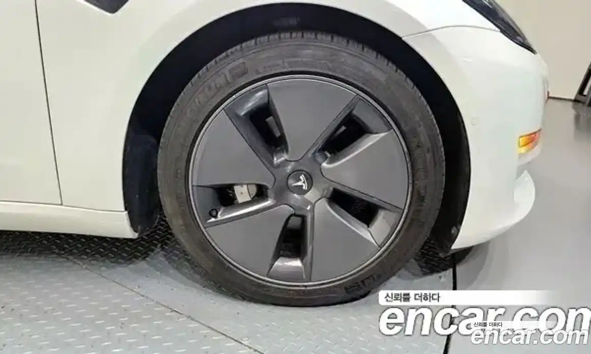 Tesla Model 3 2021 гидро в Москве № 231913, фото 5