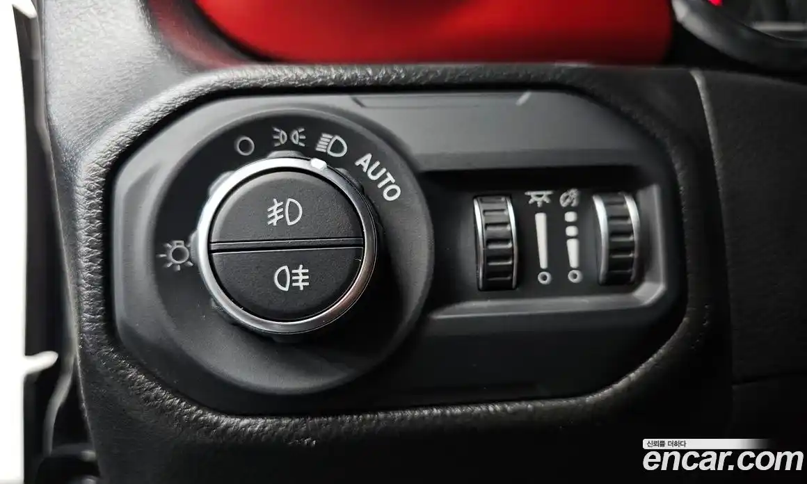 Jeep Wrangler 2022 2.0 гидро в Москве № 232438, фото 17
