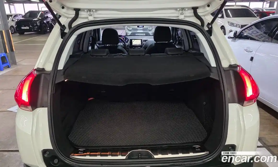 Peugeot 2008 2015 1.6 гидро в Москве № 236834, фото 13