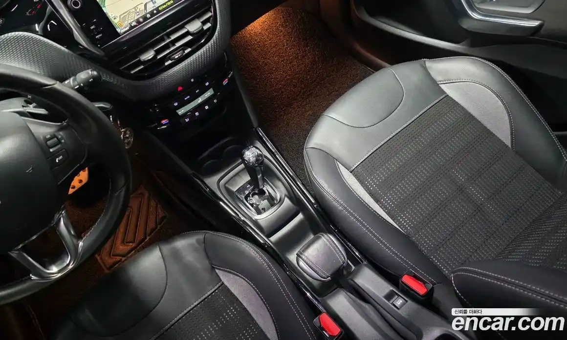 Peugeot 2008 2015 1.6 гидро в Москве № 236834, фото 14