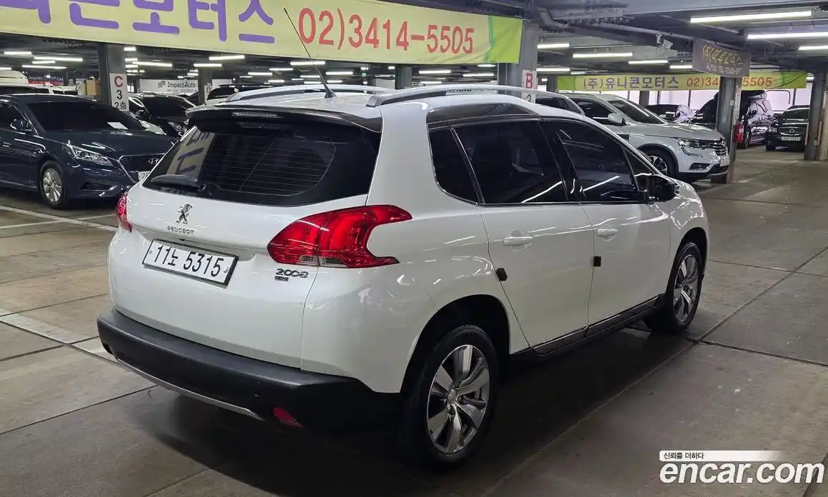 Peugeot 2008 2015 1.6 гидро в Москве № 236834, фото 4