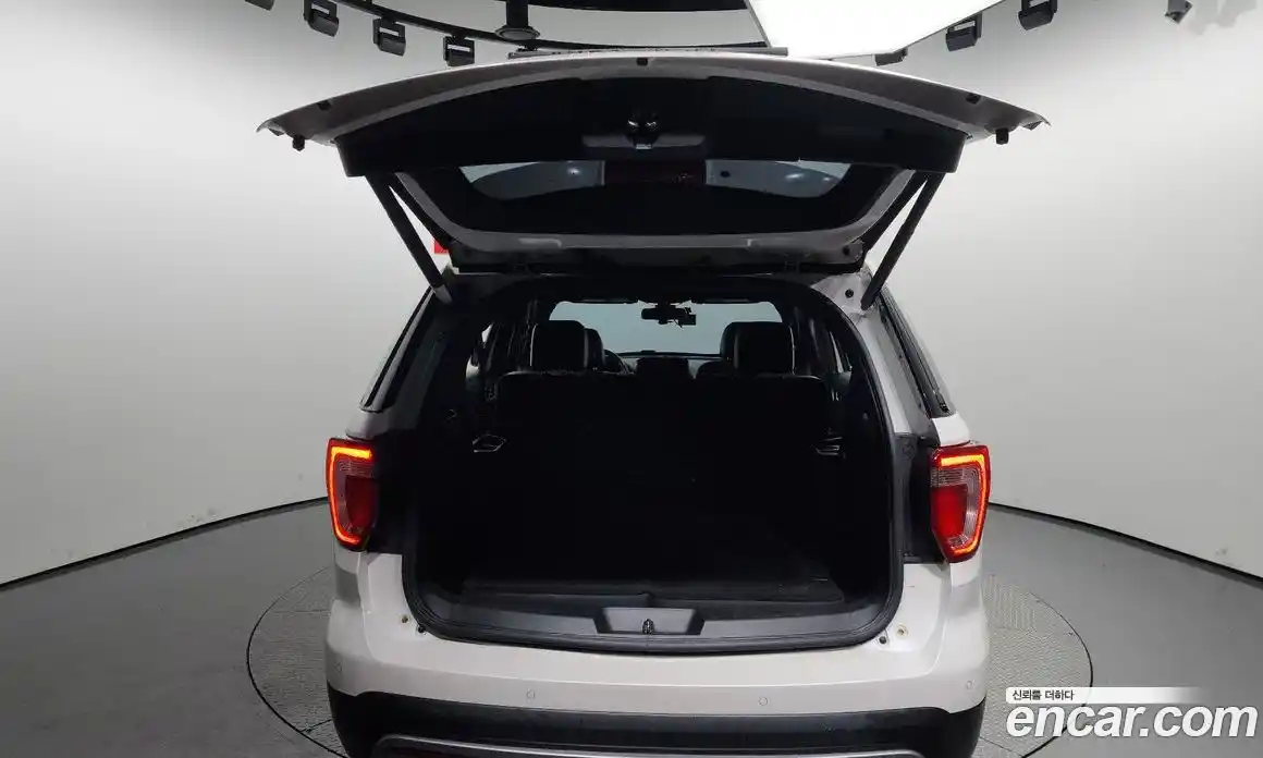 Ford Explorer 2017 2.3 гидро в Москве № 255583, фото 20