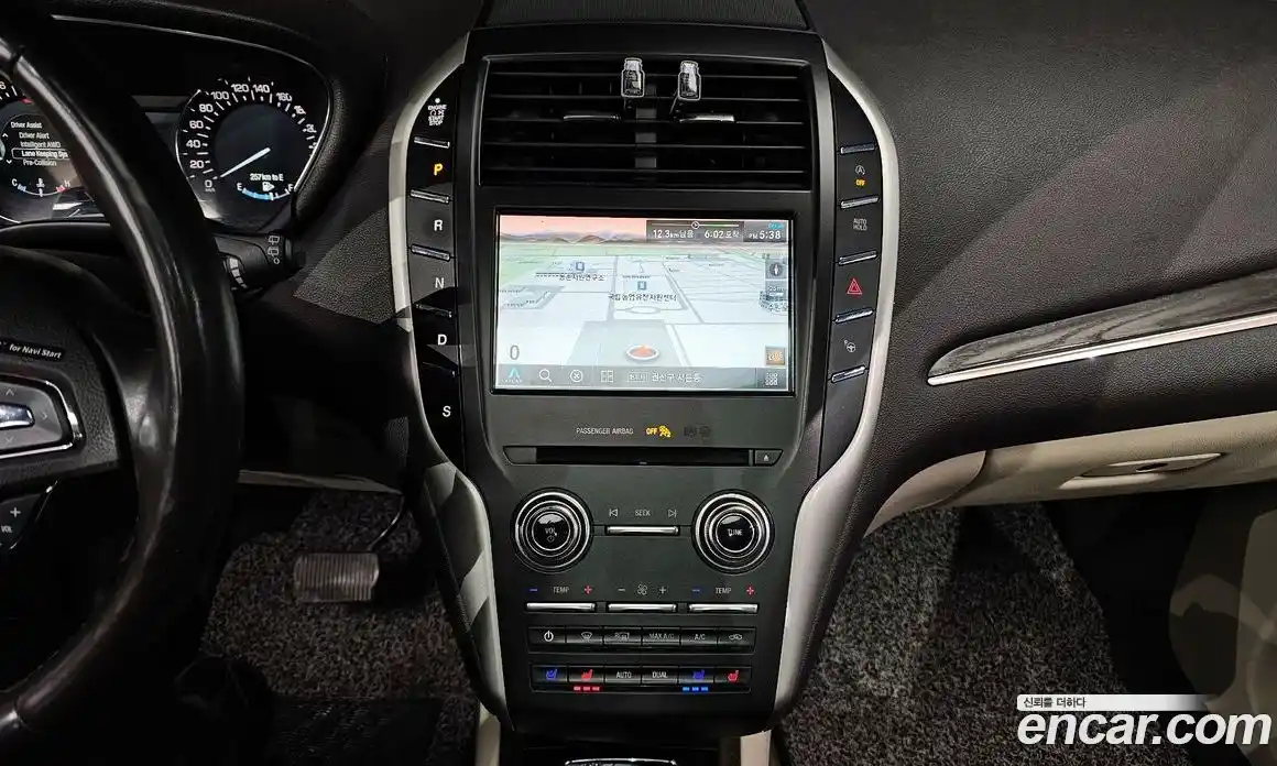 Lincoln MKC 2018 2.0 гидро в Москве № 255765, фото 13