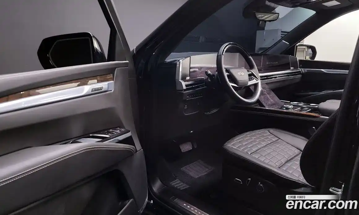 Cadillac Escalade 2025 6.2 гидро в Москве № 256358, фото 10
