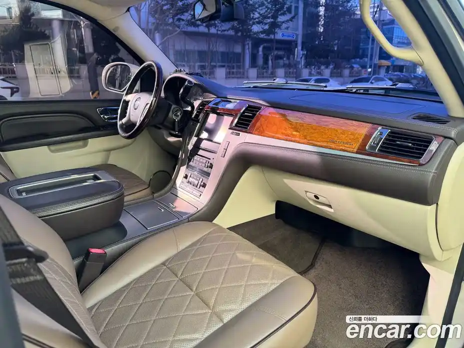 Cadillac Escalade 2013 6.2 гидро в Москве № 256564, фото 15