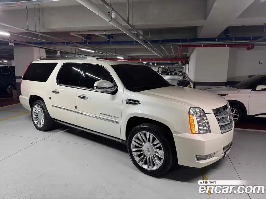 Cadillac Escalade 2013 6.2 гидро в Москве № 256564, фото 3