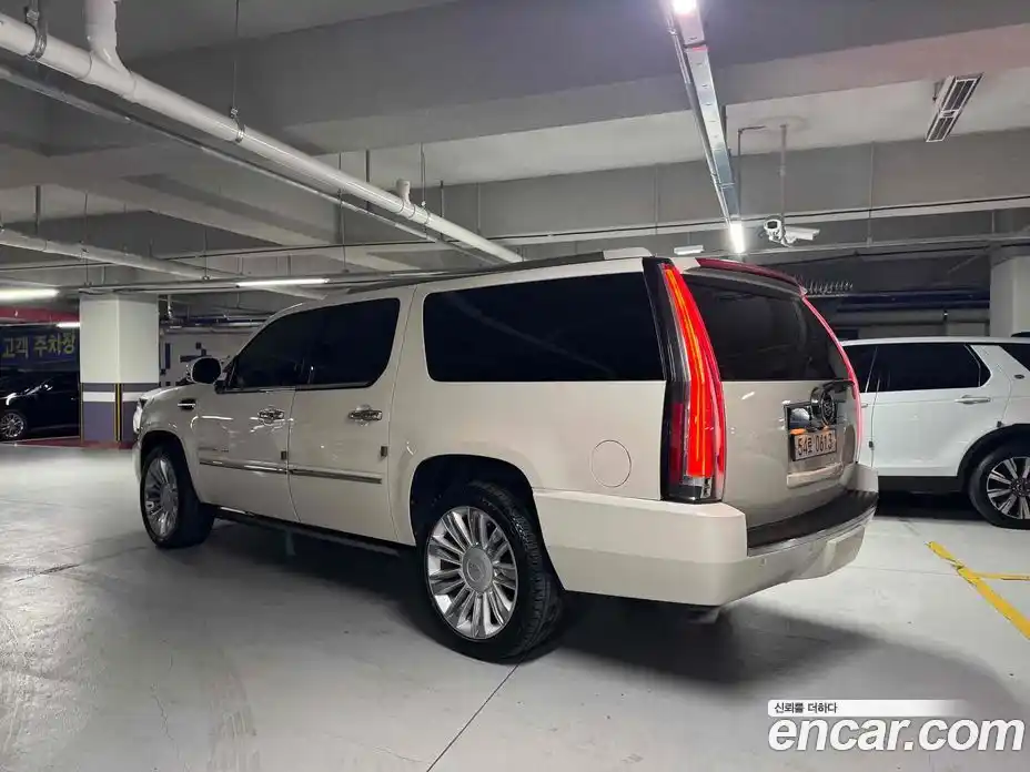 Cadillac Escalade 2013 6.2 гидро в Москве № 256564, фото 6