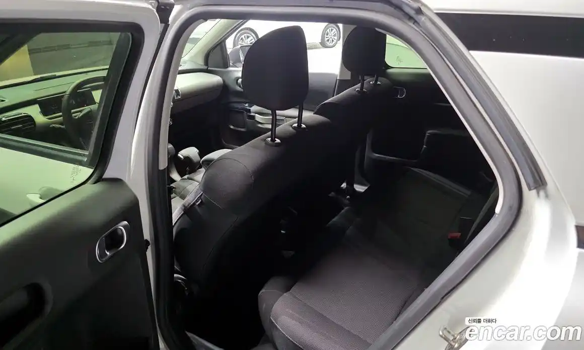 Citroen C4 Cactus 2018 1.6 гидро в Москве № 256824, фото 11