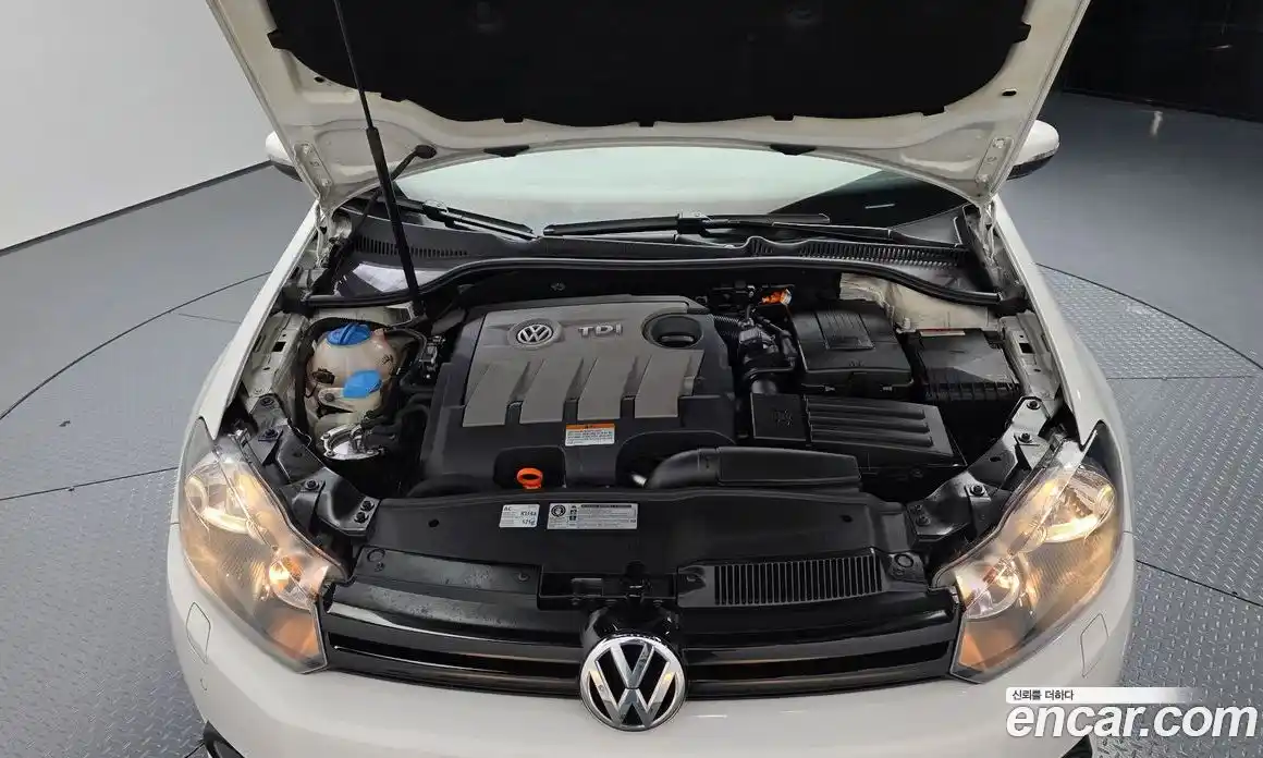 Volkswagen Golf 2012 1.6 гидро в Москве № 272696, фото 6