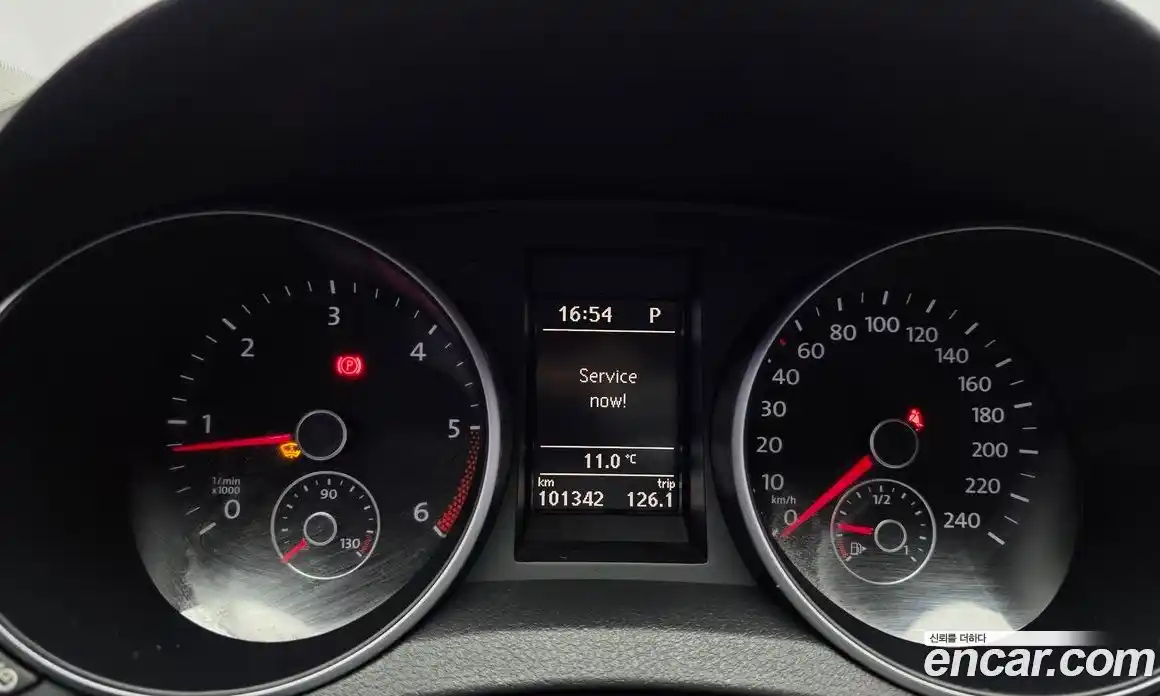 Volkswagen Golf 2012 1.6 гидро в Москве № 272696, фото 8