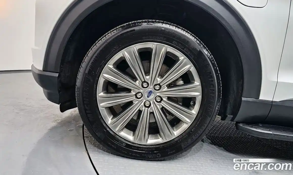 Ford Explorer 2021 3.0 гидро в Москве № 273423, фото 5