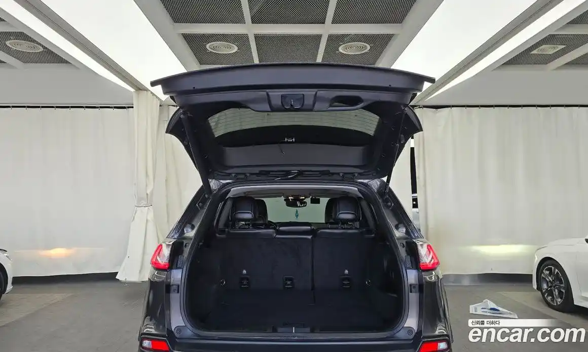 Jeep Cherokee 2020 2.4 гидро в Москве № 278691, фото 20