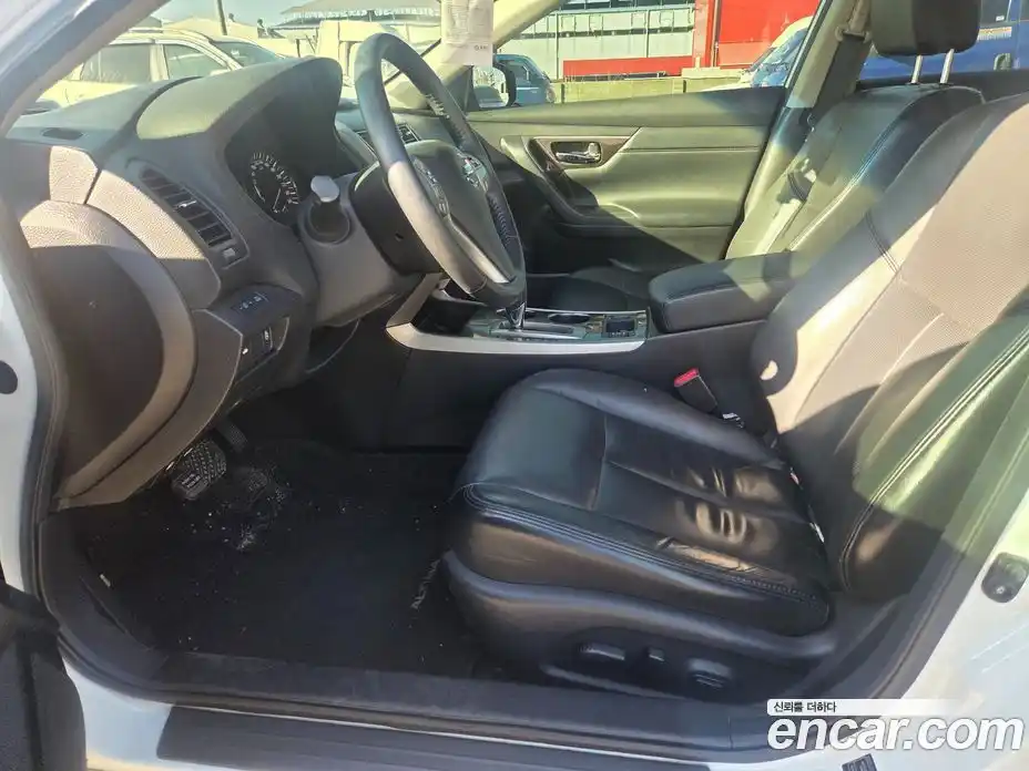 Nissan Altima 2014 2.5 гидро в Москве № 284998, фото 5
