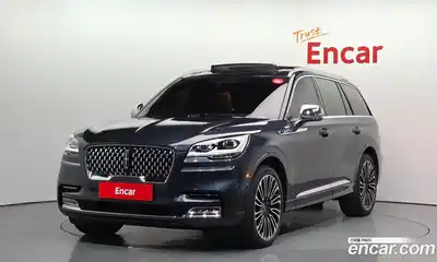 Lincoln Aviator, 2022