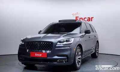 Lincoln Aviator, 2022