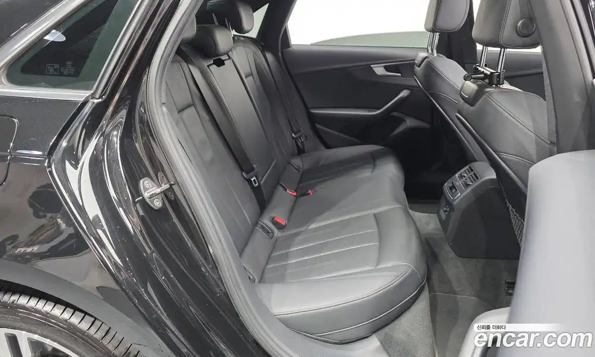 Audi A4 2019 2.0 гидро в Москве № 311929, фото 12