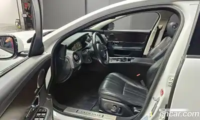 Jaguar XJ 2016 2.0 гидро в Москве № 320138, миниатюра 10