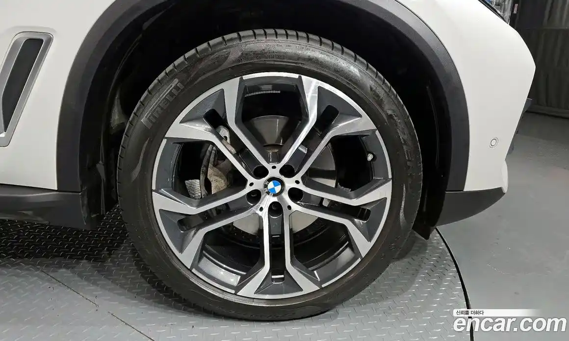 BMW X5 2022 3.0 гидро в Москве № 330304, фото 5