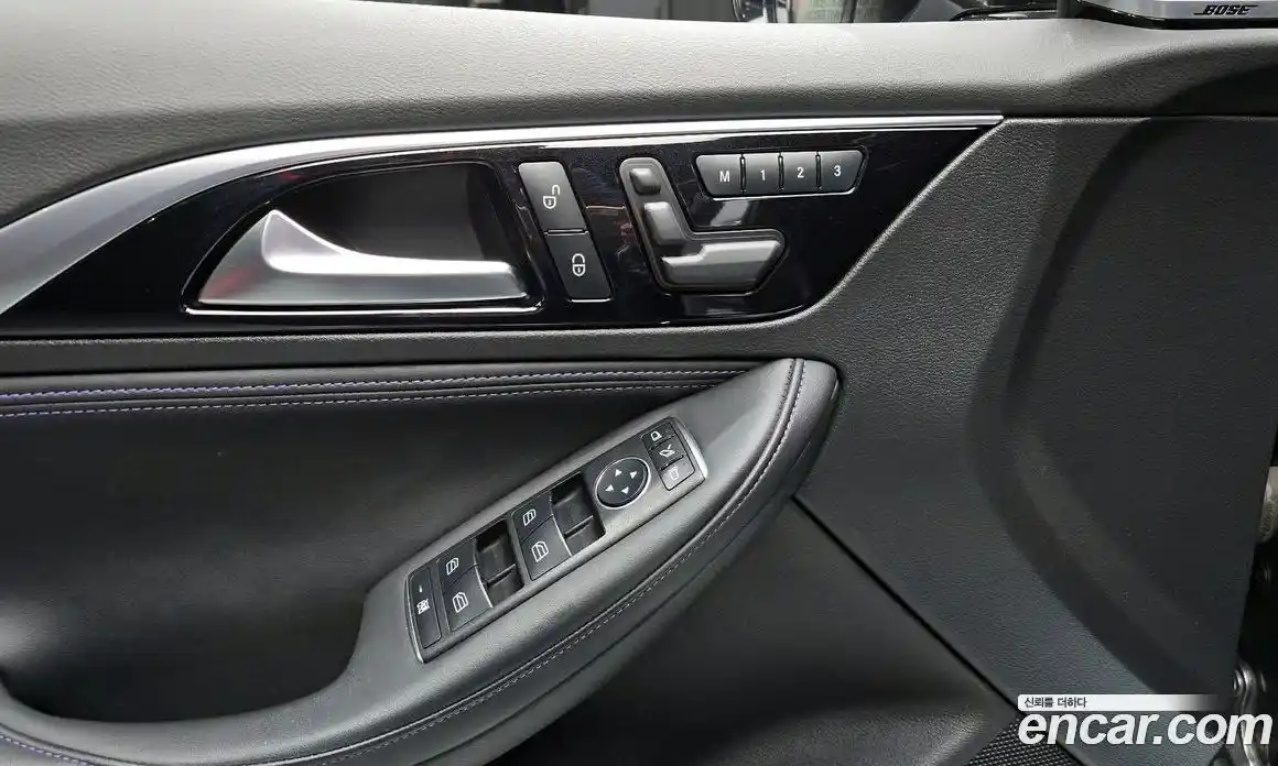 Infiniti Q30 2017 2.0 гидро в Москве № 335957, фото 17