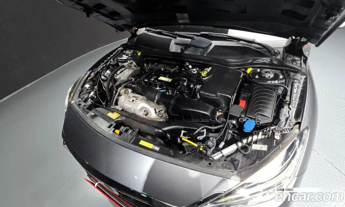 Infiniti Q30 2017 2.0 гидро в Москве № 335957, фото 6