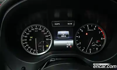 Infiniti Q30 2017 2.0 гидро в Москве № 335957, миниатюра 8