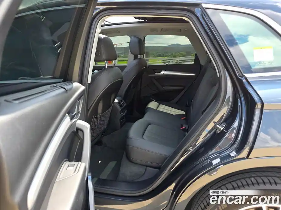 Audi Q5 2022 2.0 гидро в Москве № 373436, фото 15