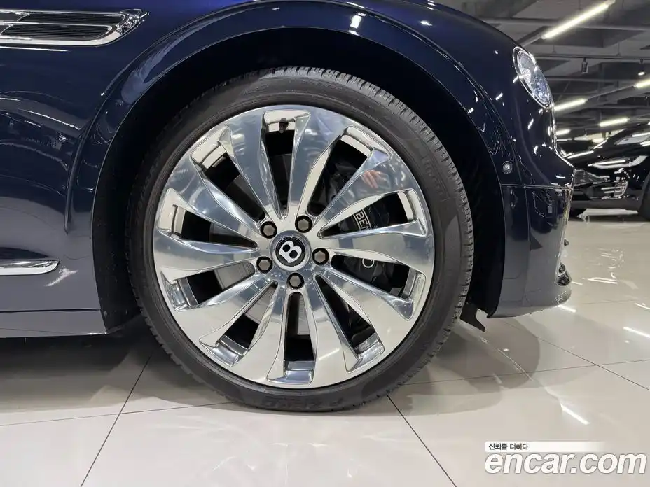 Bentley Flying Spur 2021 4.0 гидро в Москве № 387288, фото 16