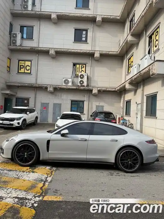 Porsche Panamera 2018 3.0 гидро в Москве № 470922, фото 5