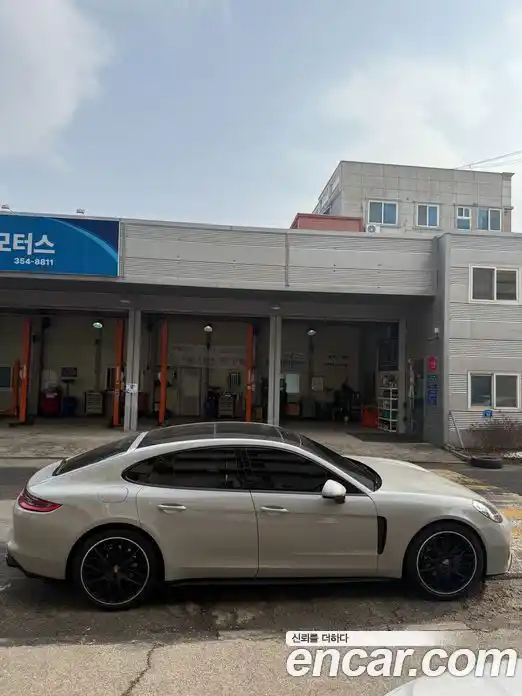 Porsche Panamera 2018 3.0 гидро в Москве № 470922, фото 6