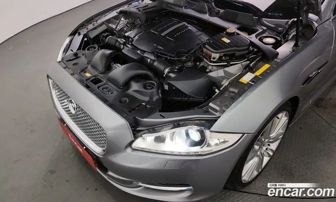 Jaguar XJ 2012 5.0 гидро в Москве № 500263, фото 6
