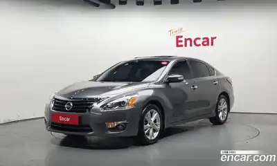 Nissan Altima, 2015